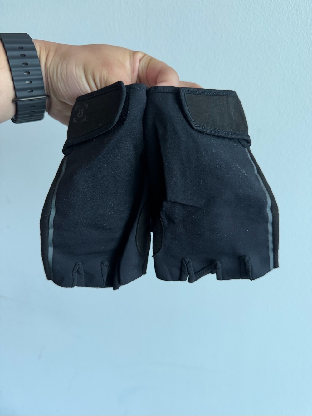 lululemon athletica Black Fingerless Workout Gloves
